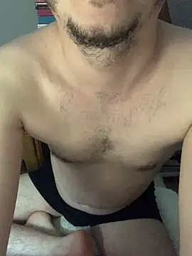 Erenn34 online show from May 2026 12:27:02 AM