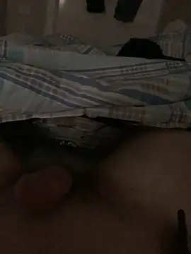 Snapshot of Erenn34 chatting on October 2025 12:45:02 AM Erenn34 online show from October 2025 12:45:02 AM