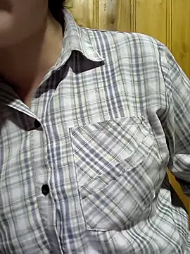 Sweetlove 77 online show from October 2025 02:07:01 PM