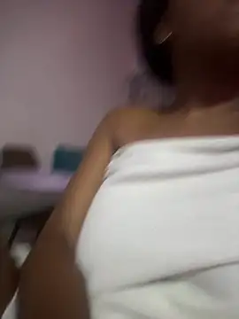 AlisonHoot69 online show from January 2026 12:49:01 AM