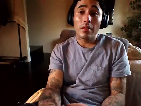 Snapshot of tengocanicas chatting on October 2025 12:47:01 AM tengocanicas online show from October 2025 12:47:01 AM