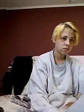 Gussie Bridie online show from April 2026 04:17:01 AM