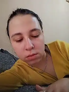 Gussie Bridie online show from October 2025 05:28:02 AM