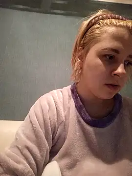 Gussie Bridie online show from February 2025 02:21:02 PM