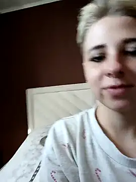 Gussie Bridie online show from May 2026 10:58:01 AM
