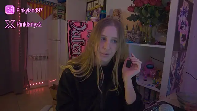 Snapshot of Pinkyladyxxx chatting on January 2026 12:03:01 AM Pinkyladyxxx online show from January 2026 12:03:01 AM