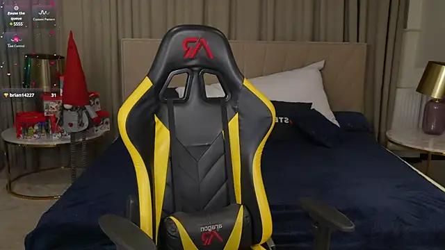 Britney054 online show from December 2024 04:58:02 AM