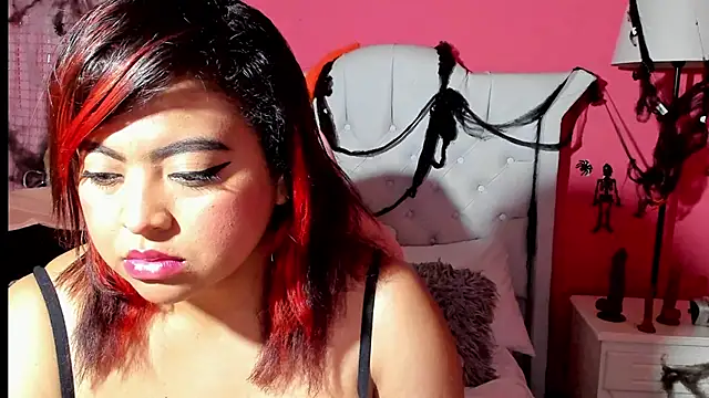 ivy roosx online show from October 2025 07:57:02 PM