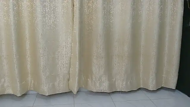 jeyberrie online show from July 2026 07:49:02 PM