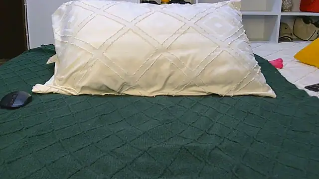 jeyberrie online show from July 2026 10:40:02 PM