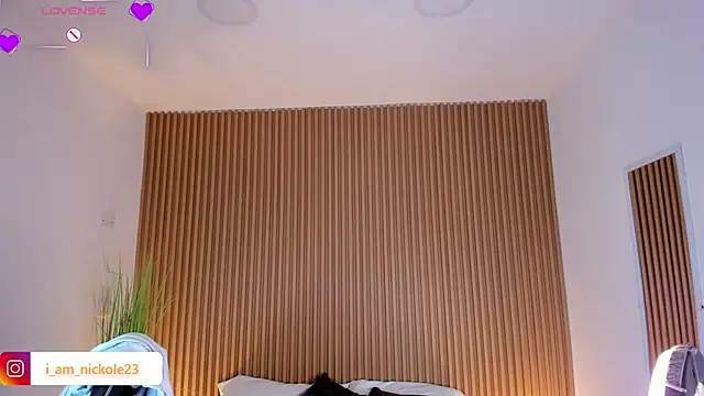 Snapshot of nicky_peyton chatting on February 2025 07:01:02 AM nicky peyton online show from February 2025 07:01:02 AM