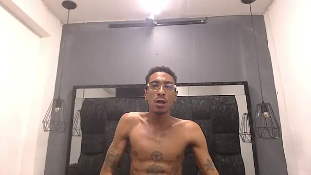 Jose Smoke online show from September 2025 01:56:02 AM