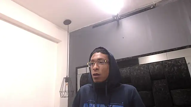 Jose Smoke online show from December 2025 01:06:02 PM