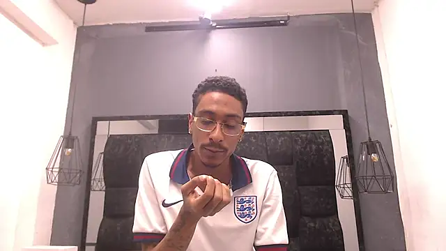 Jose Smoke online show from September 2025 03:34:02 AM