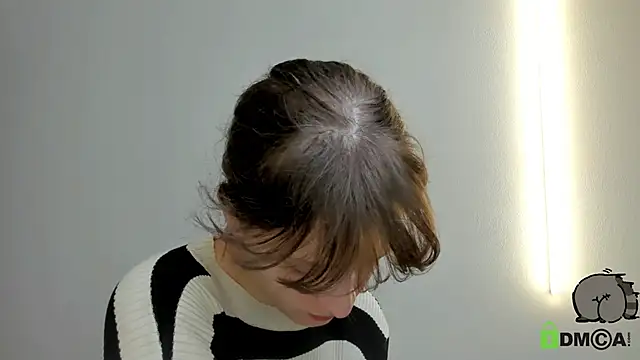 Alina Mills online show from November 2025 08:29:02 AM