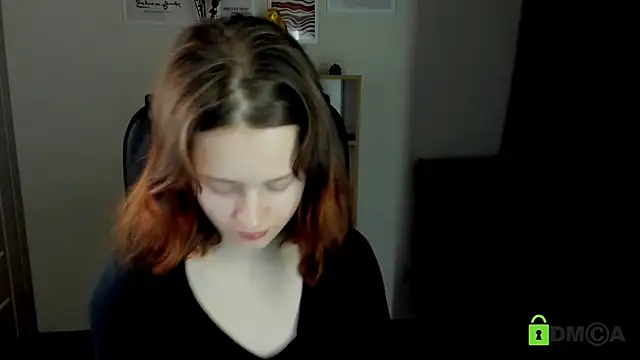 Alina Mills online show from December 2025 10:03:02 AM