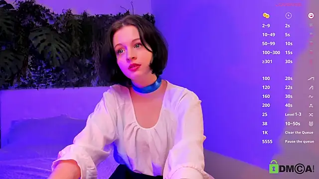 Alina Mills online show from March 2025 06:39:02 PM