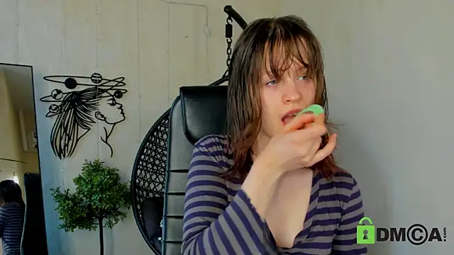 Alina Mills online show from May 2026 02:20:01 PM