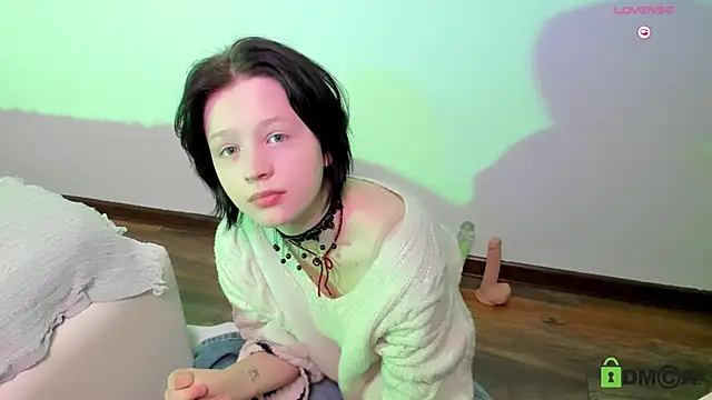 Alina Mills online show from February 2025 11:21:01 AM