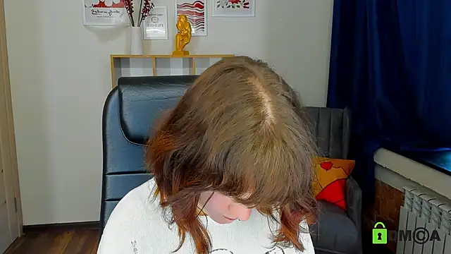 Alina Mills online show from October 2025 08:59:02 AM