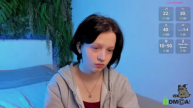 Alina Mills online show from February 2025 08:35:02 PM