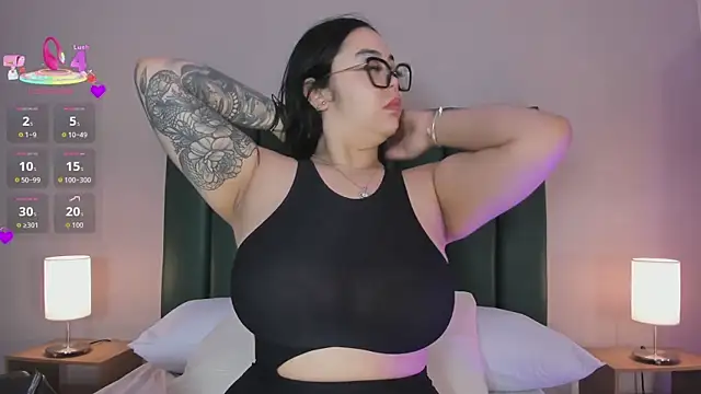 juicy led  online show from April 2026 11:16:01 AM