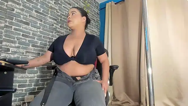 iam samy  online show from December 2025 11:24:02 AM