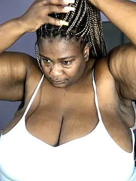 Snapshot of bustytitsxxx chatting on September 2025 04:07:02 AM bustytitsxxx online show from September 2025 04:07:02 AM