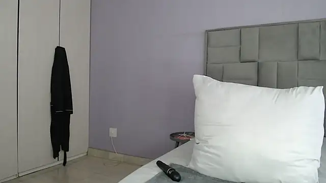 bustytitsxxx online show from November 2025 05:18:02 AM