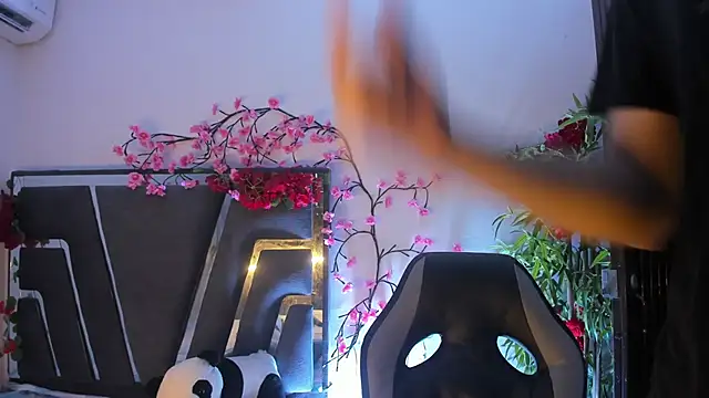 Black Rose2 online show from November 2025 11:25:01 AM