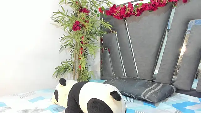 Snapshot of Black_Rose2 chatting on March 2025 11:49:02 AM Black Rose2 online show from March 2025 11:49:02 AM