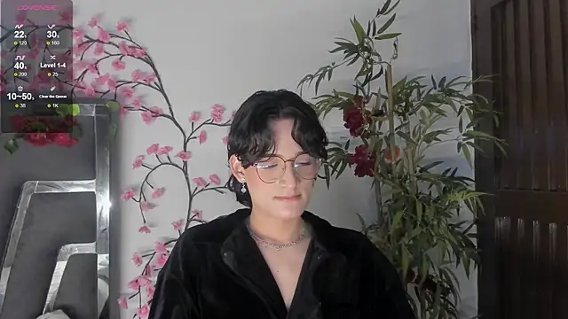 Snapshot of Black_Rose2 chatting on September 2025 11:56:01 AM Black Rose2 online show from September 2025 11:56:01 AM