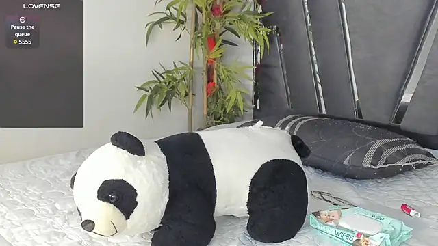 Snapshot of Black_Rose2 chatting on March 2025 11:51:02 AM Black Rose2 online show from March 2025 11:51:02 AM