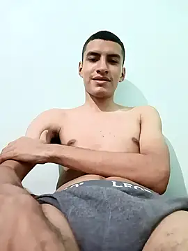 Rogersmit2 online show from December 2025 09:37:02 PM