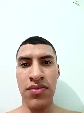 Rogersmit2 online show from November 2025 03:32:01 AM