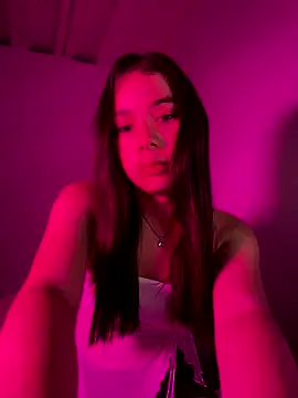 AprilDubois online show from November 2025 10:57:02 PM