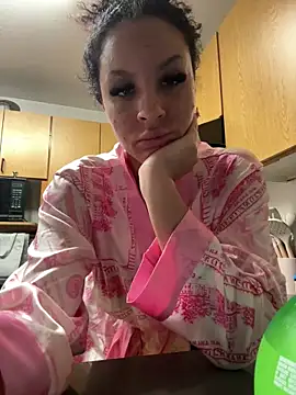 thatonelightskinn online show from February 2025 03:56:02 AM