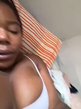 Snapshot of Goddess_Nafeesha chatting on November 2025 03:37:02 PM Goddess Nafeesha online show from November 2025 03:37:02 PM