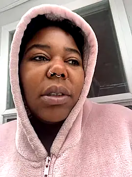 Snapshot of Goddess_Nafeesha chatting on November 2025 06:14:01 PM Goddess Nafeesha online show from November 2025 06:14:01 PM