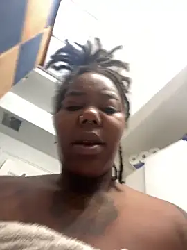 Snapshot of Goddess_Nafeesha chatting on November 2025 04:07:02 PM Goddess Nafeesha online show from November 2025 04:07:02 PM