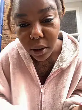 Snapshot of Goddess_Nafeesha chatting on October 2025 07:33:01 PM Goddess Nafeesha online show from October 2025 07:33:01 PM