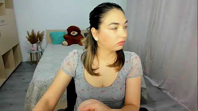 Alexa Dolly12 online show from November 2025 06:14:01 AM