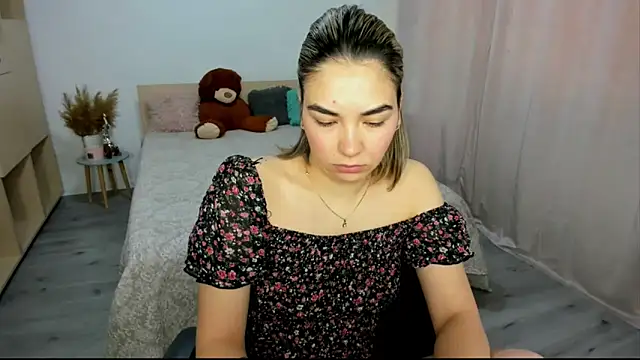 Alexa Dolly12 online show from January 2026 07:56:02 AM