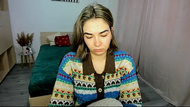 Alexa Dolly12 online show from December 2025 08:17:02 AM