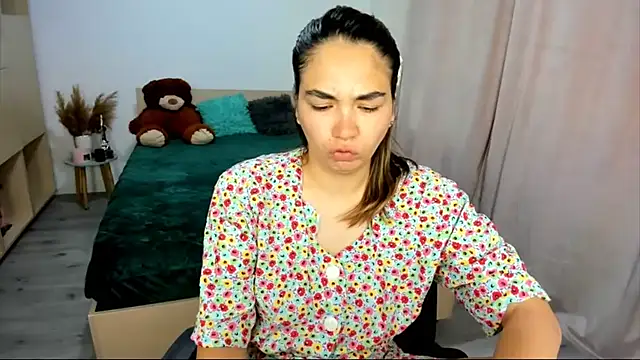 Alexa Dolly12 online show from September 2025 06:20:02 AM
