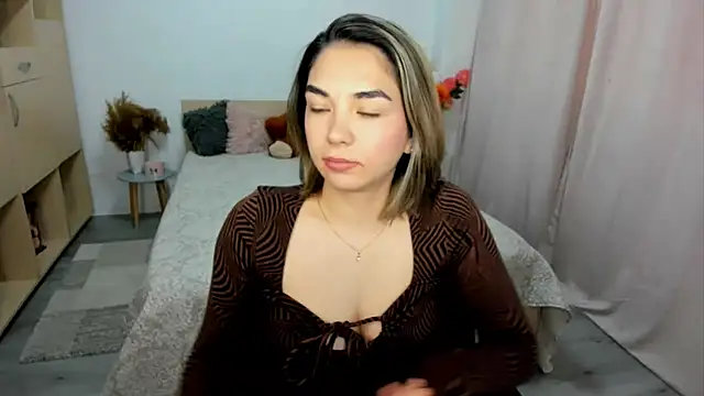 Snapshot of Alexa_Dolly12 chatting on May 2026 06:17:01 AM Alexa Dolly12 online show from May 2026 06:17:01 AM