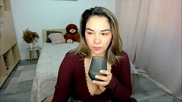 Alexa Dolly12 online show from March 2026 08:01:01 AM