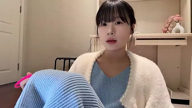 Snapshot of sililis chatting on December 2024 02:06:01 PM sililis online show from December 2024 02:06:01 PM