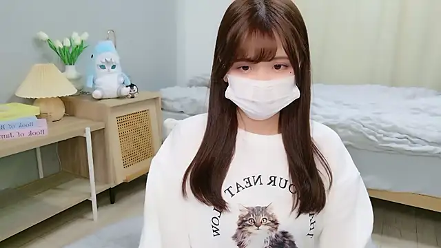 Snapshot of Sayuringo_ chatting on November 2025 01:04:01 PM Sayuringo online show from November 2025 01:04:01 PM