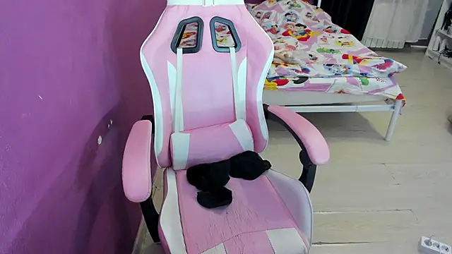 Lika8234 online show from April 2026 06:45:02 PM